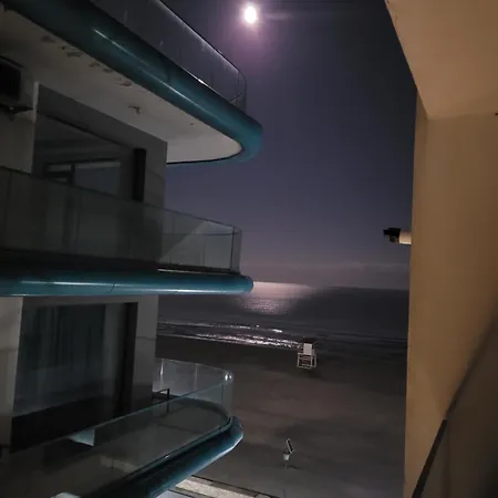Studio Lavis Cu Vedere La Mare